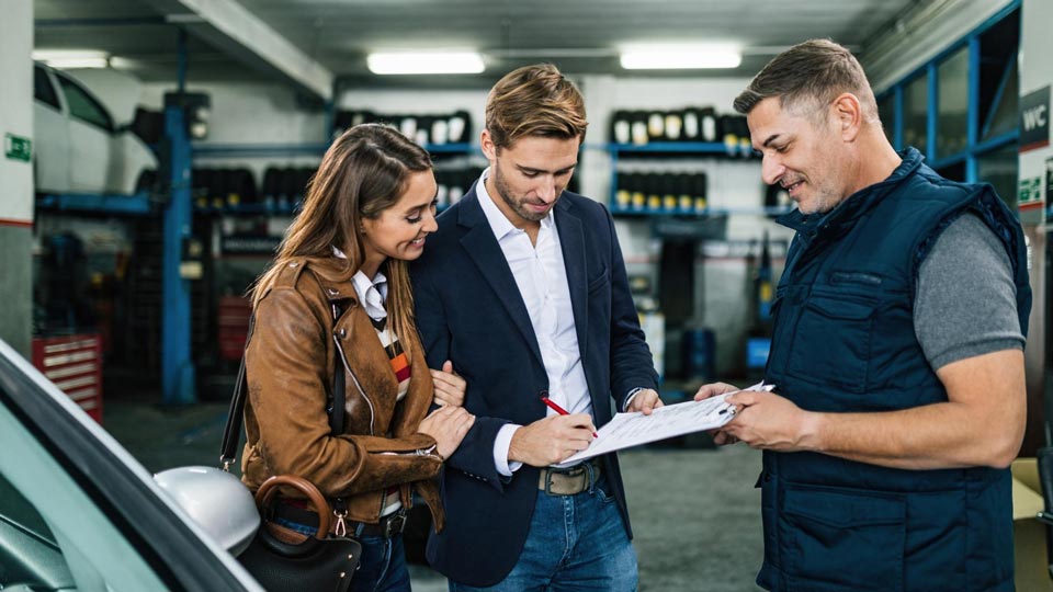 Auto Bewertung in der Werkstatt: Fahrzeugbewertung und Ankauf durch Experten