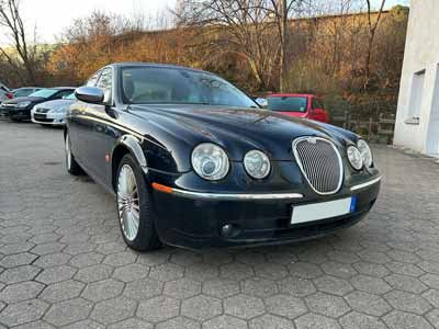 Fahrzeug mit defektem Motor an Autoankauf Pfarrkirchen verkaufen